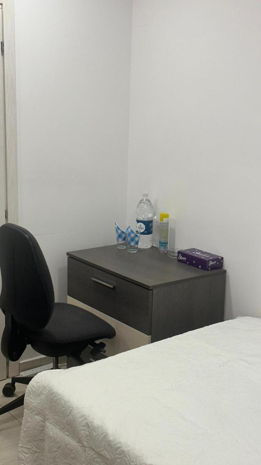 Your Elegant Home Away From Home Shared Apartment Only With Host Żebbuġ Exteriér fotografie