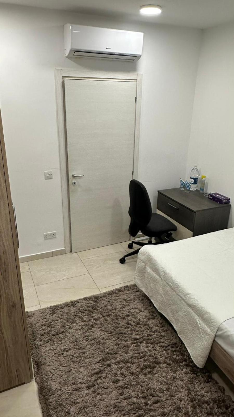 Your Elegant Home Away From Home Shared Apartment Only With Host Żebbuġ Exteriér fotografie